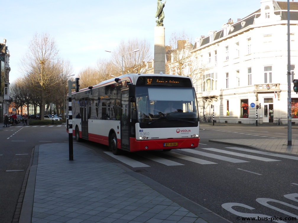 honderd Sinewi Geestelijk Tag 57 | Bus Pictures